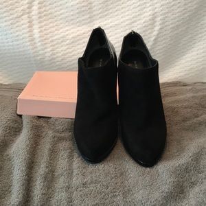 Black suede and leather Bandolino heels.